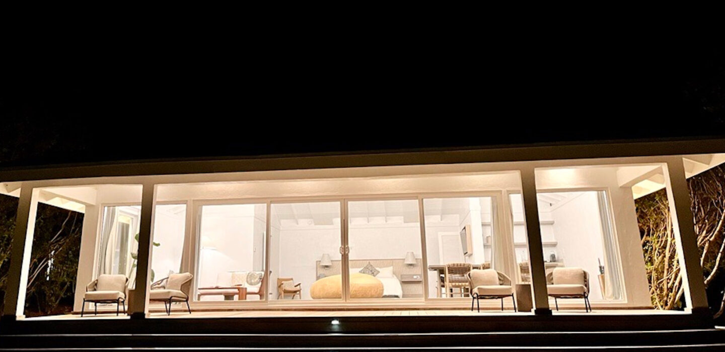villa at night